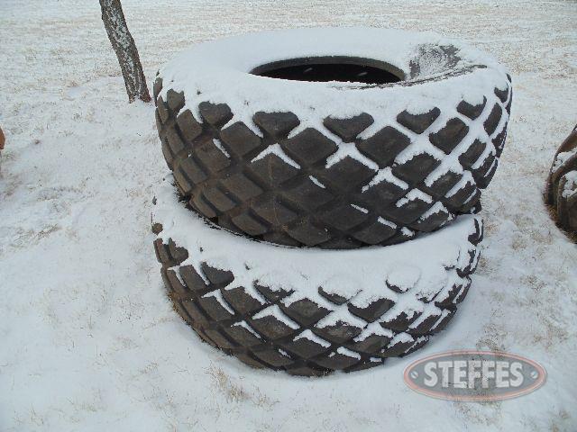 (2) 23.1-26 diamond tires